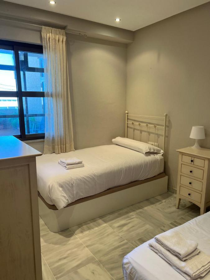 Atico Primera Linea De Playa. 加的斯 外观 照片