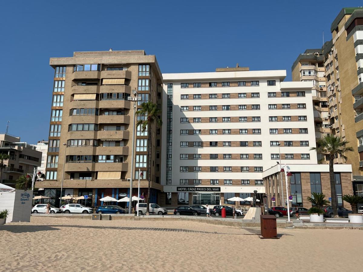 Atico Primera Linea De Playa. 加的斯 外观 照片