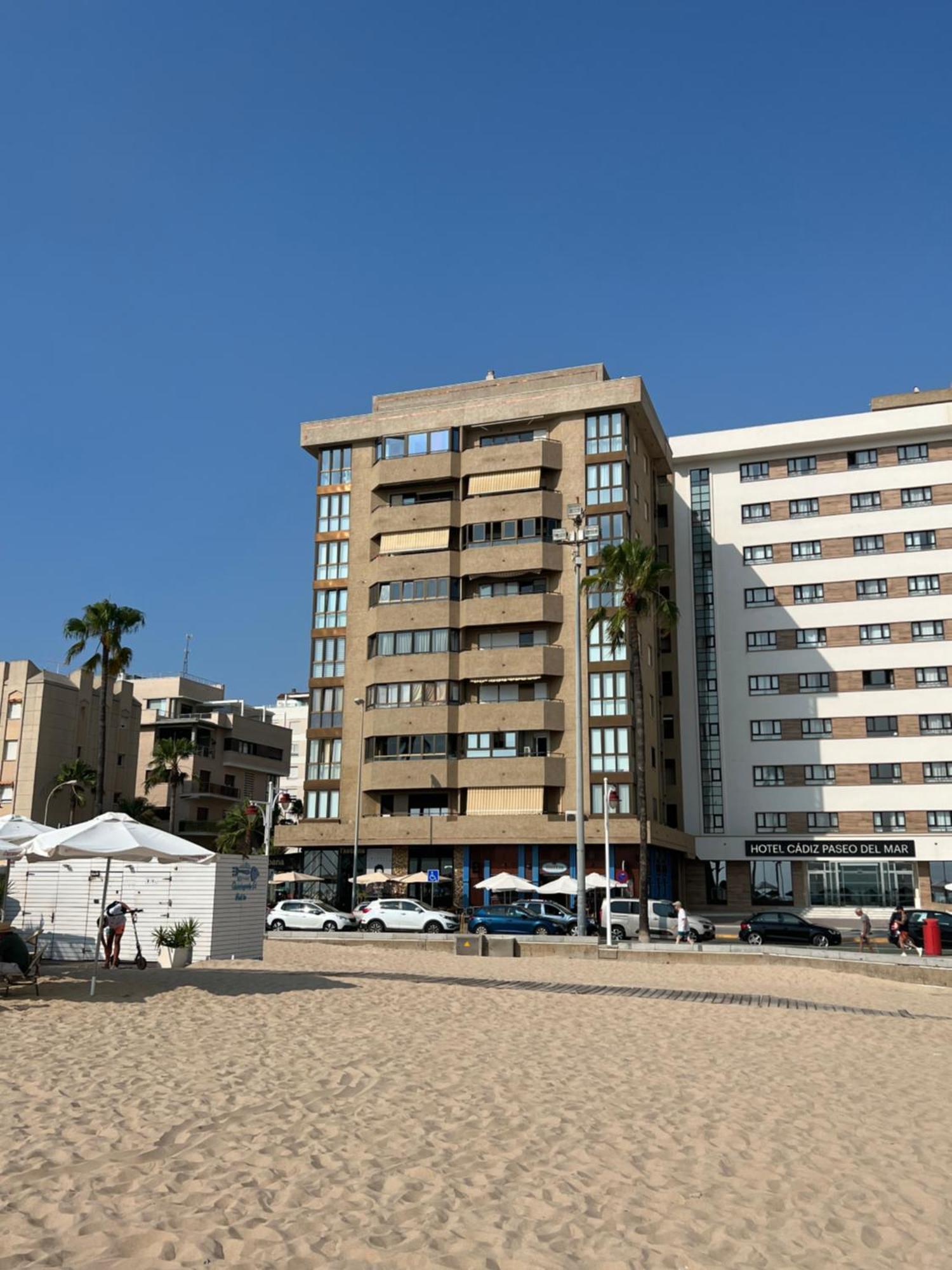 Atico Primera Linea De Playa. 加的斯 外观 照片